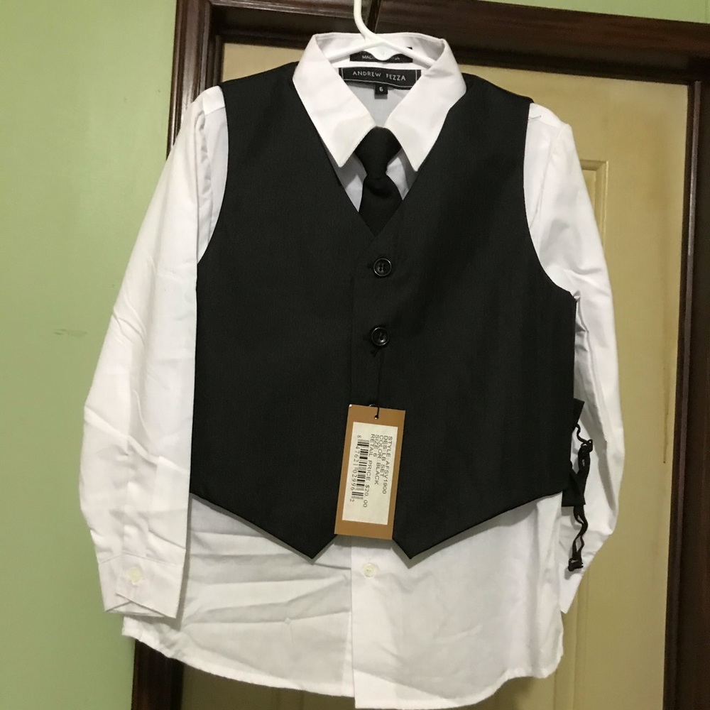 Boys 4 piece suit.